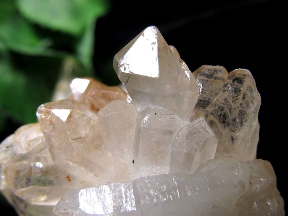 オイルクォーツ 石油入り水晶 結晶 原石