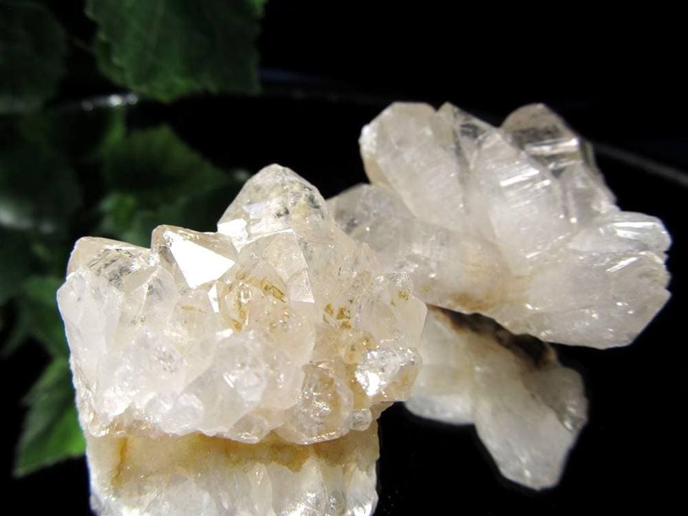 オイルクォーツ 石油入り水晶 結晶 原石