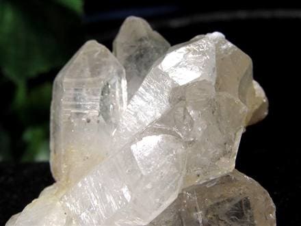 オイルクォーツ 石油入り水晶 結晶 原石