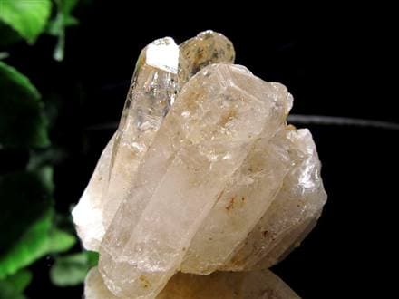 オイルクォーツ 石油入り水晶 結晶 原石
