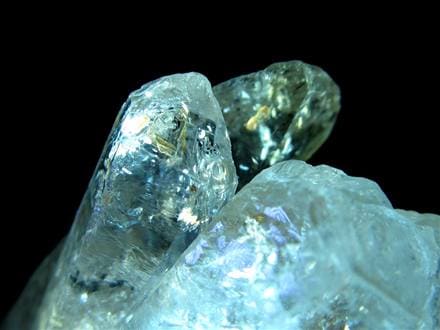 オイルクォーツ 石油入り水晶 結晶 原石