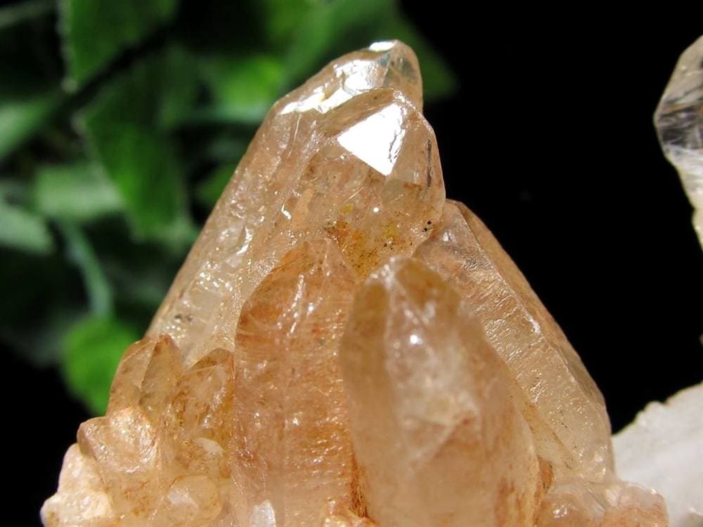 オイルクォーツ 石油入り水晶 結晶 原石