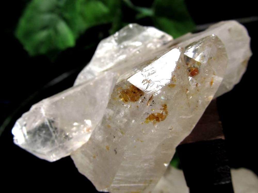 オイルクォーツ 石油入り水晶 結晶 原石