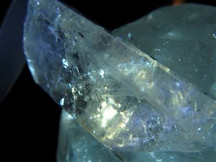 オイルクォーツ 石油入り水晶 結晶 原石