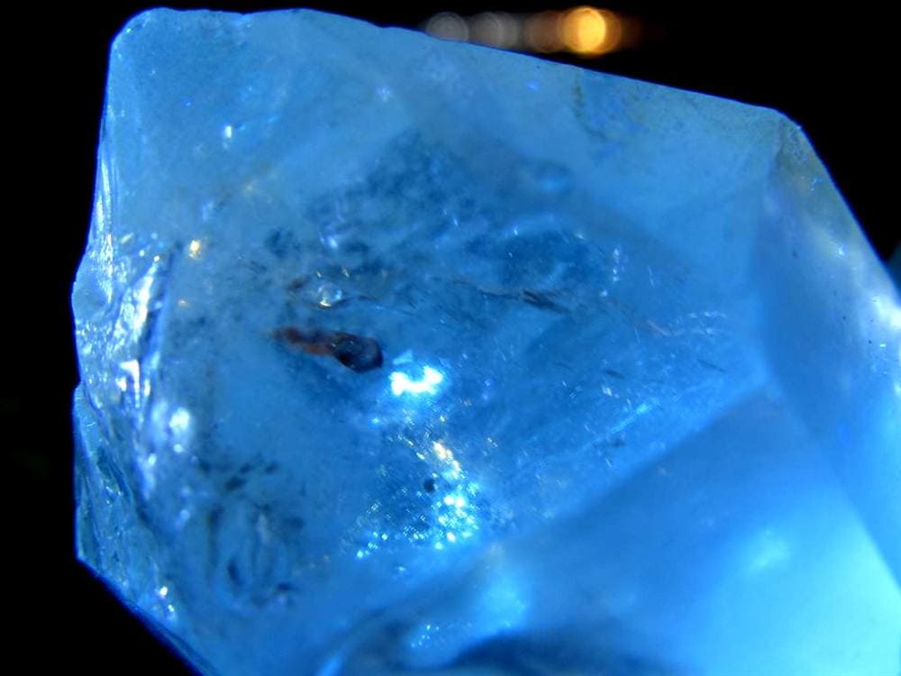 オイルクォーツ 石油入り水晶 結晶 原石