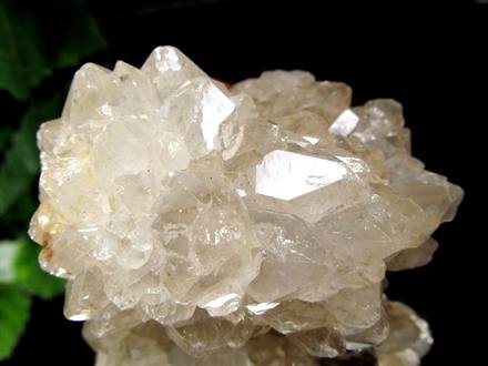 オイルクォーツ 石油入り水晶 結晶 原石