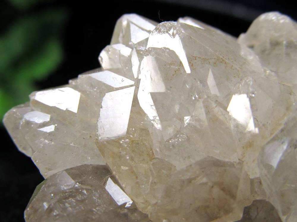 オイルクォーツ 石油入り水晶 結晶 原石