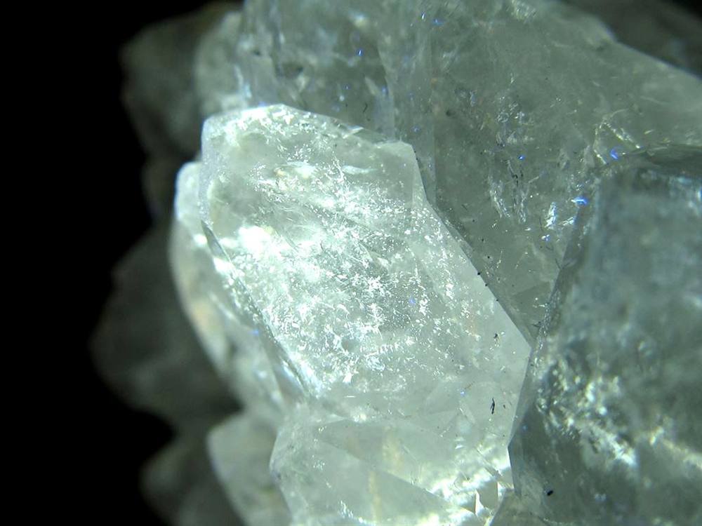 オイルクォーツ 石油入り水晶 結晶 原石