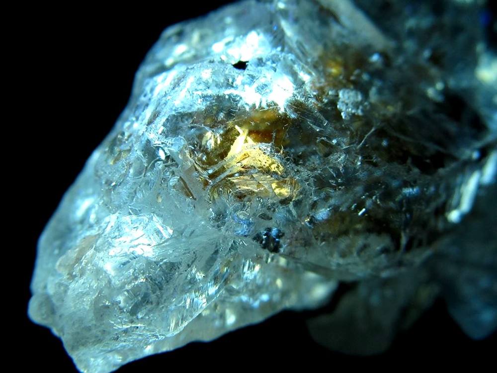 オイルクォーツ 石油入り水晶 結晶 原石