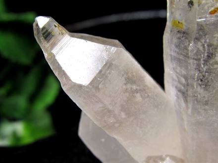 オイルクォーツ 石油入り水晶 結晶 原石