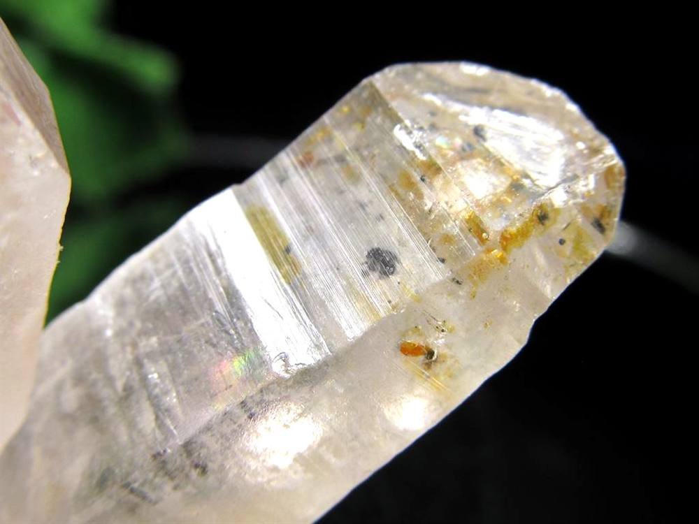 オイルクォーツ 石油入り水晶 結晶 原石