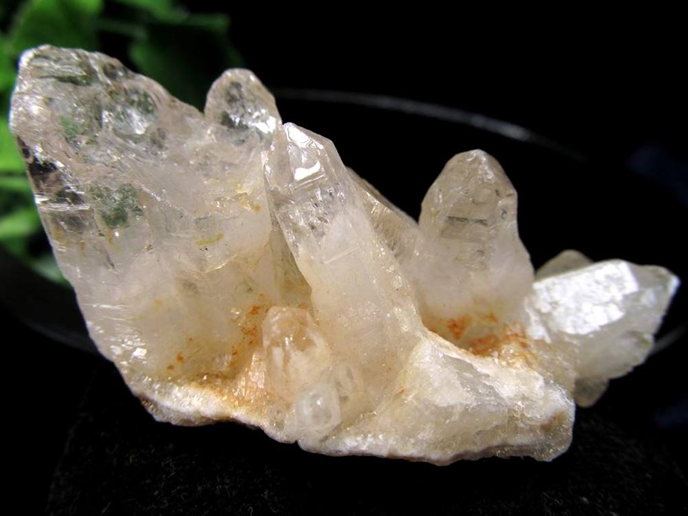 オイルクォーツ 石油入り水晶 結晶 原石