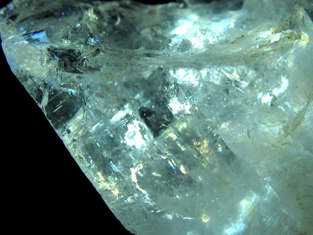 オイルクォーツ 石油入り水晶 結晶 原石