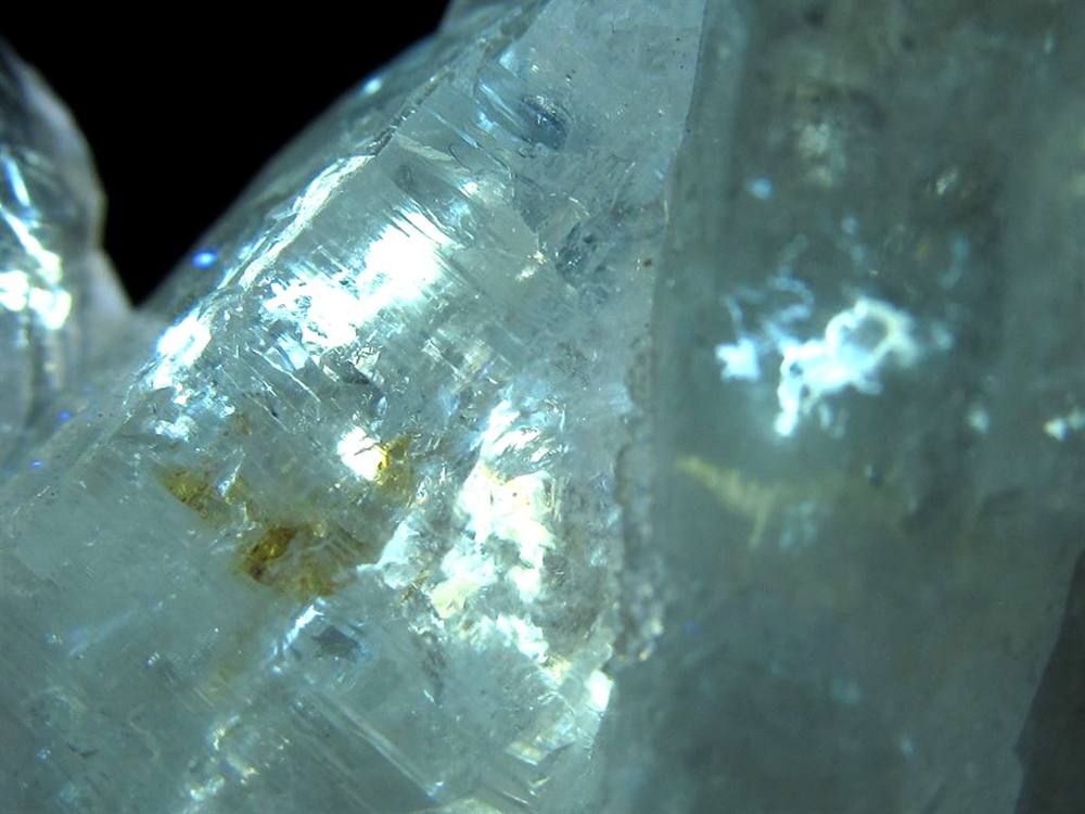 オイルクォーツ 石油入り水晶 結晶 原石