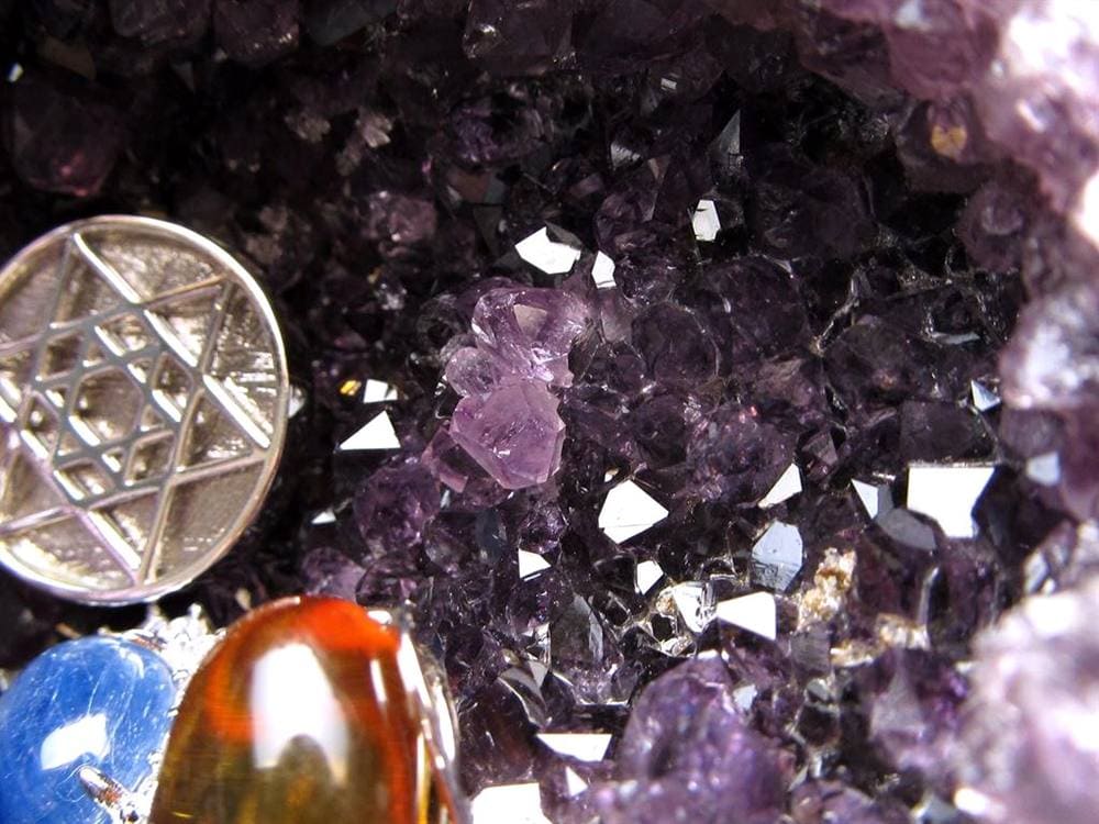 アメジストジオード アメジストドーム 紫水晶 晶洞 天然石