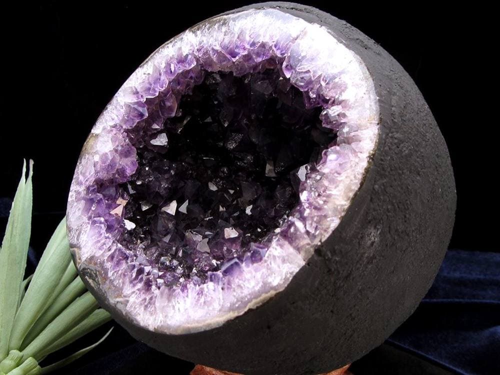 アメジストジオード アメジストドーム 紫水晶 晶洞 天然石