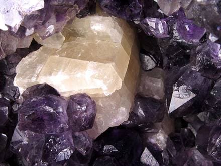 アメジストジオード アメジストドーム 紫水晶 晶洞 天然石