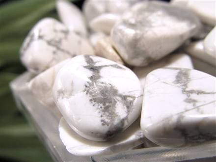 さざれ ハウライト 菱苦土石 天然石 パワーストーン