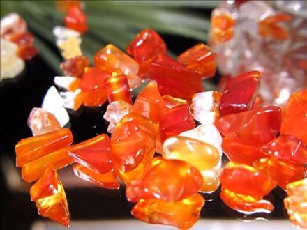 さざれ 細石 カーネリアン 紅玉髄 瑪瑙