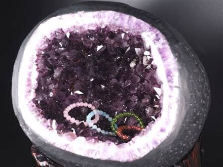 アメジストジオード アメジストドーム 紫水晶 晶洞 天然石