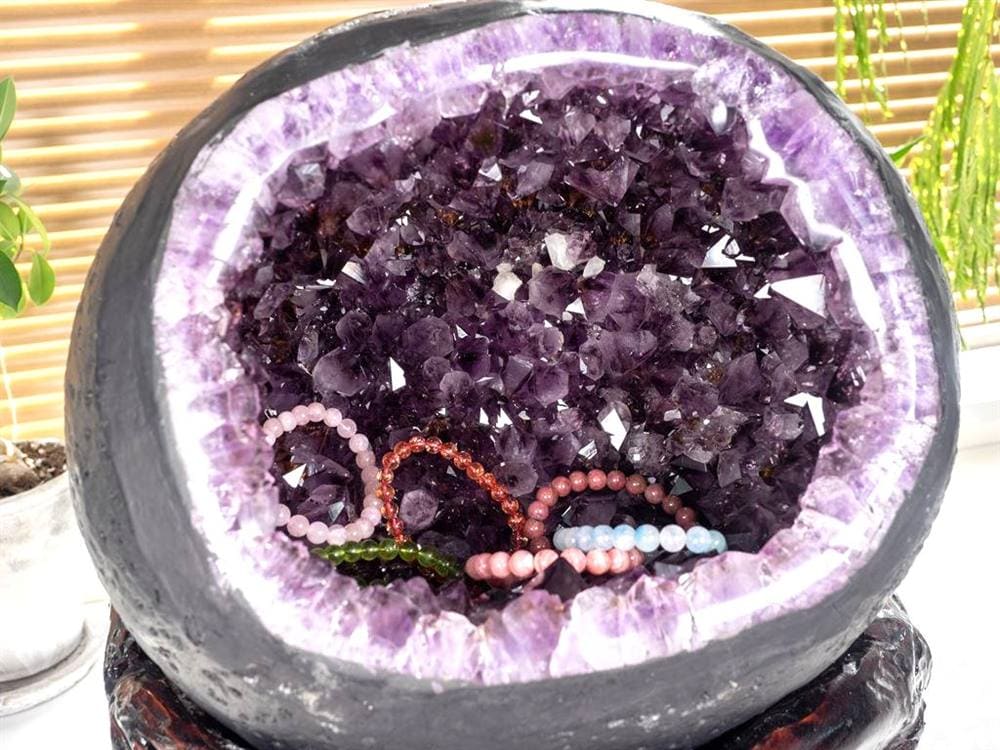 アメジストジオード アメジストドーム 紫水晶 晶洞 天然石