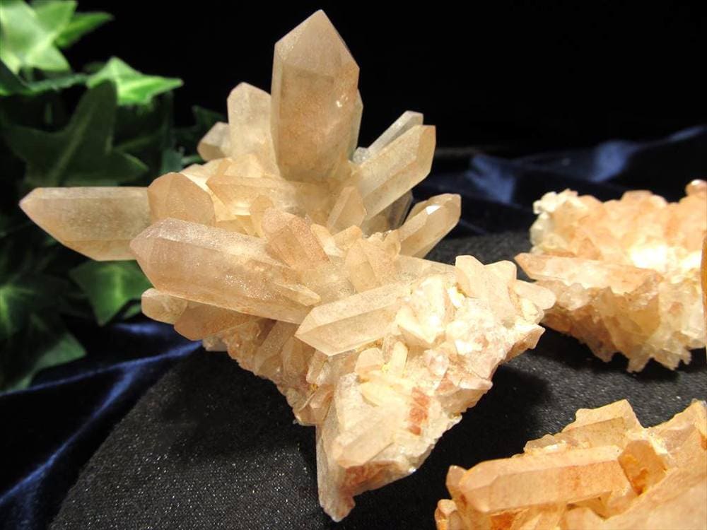 ピンク クォーツ クラスタ マダガスカル産 インテリア 浄化