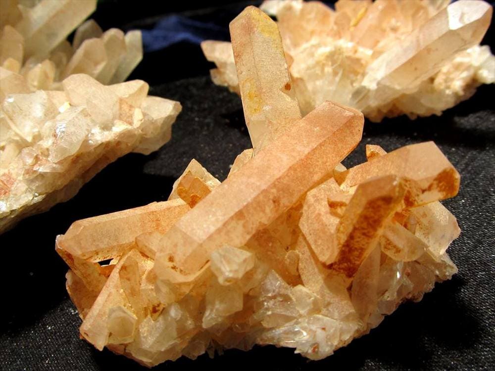 ピンク クォーツ クラスタ マダガスカル産 インテリア 浄化