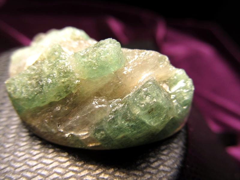 ☆超希少！エメラルドインクォーツ☆世界四大宝石エメラルド☆お守り