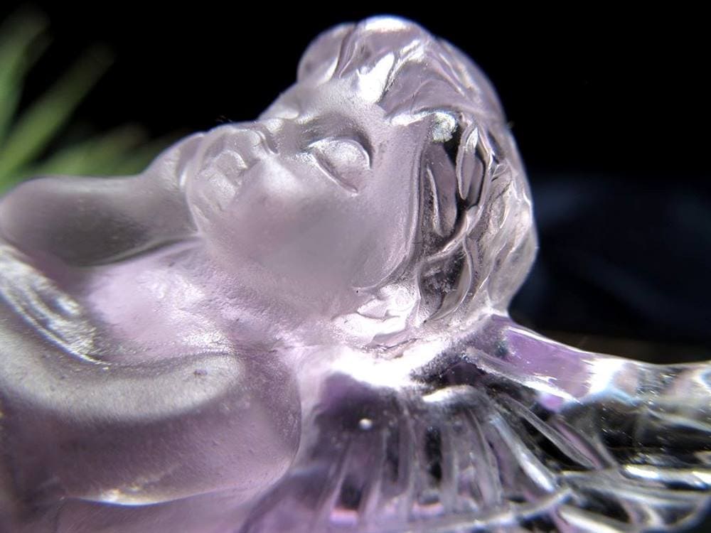 ラベンダーアメジスト エンジェル 天使 彫刻 置物