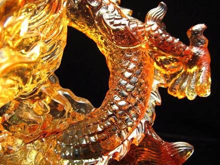 ドラゴン 龍 置物 クリスタルガラス 五本爪 昇龍