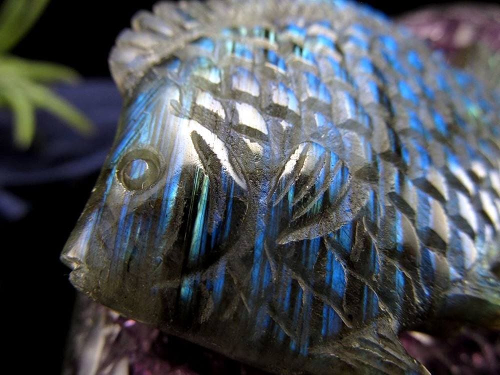 ディスカス 置物 ラブラドライト 熱帯魚の王様 彫刻