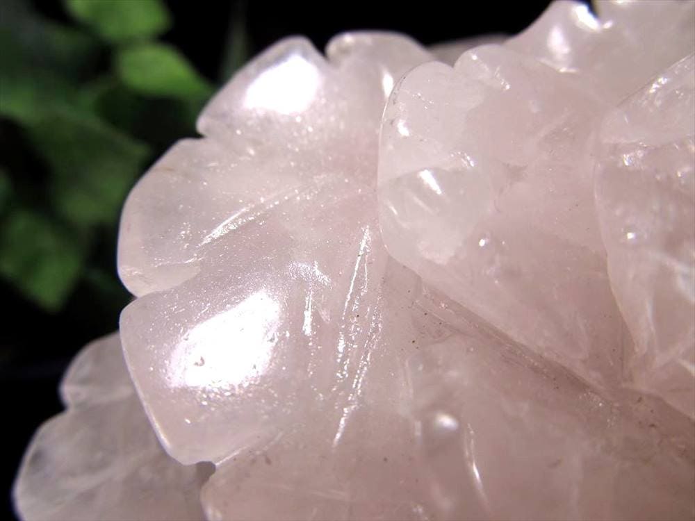 ローズクォーツ 薔薇 彫刻置物 クォーツ 天然石