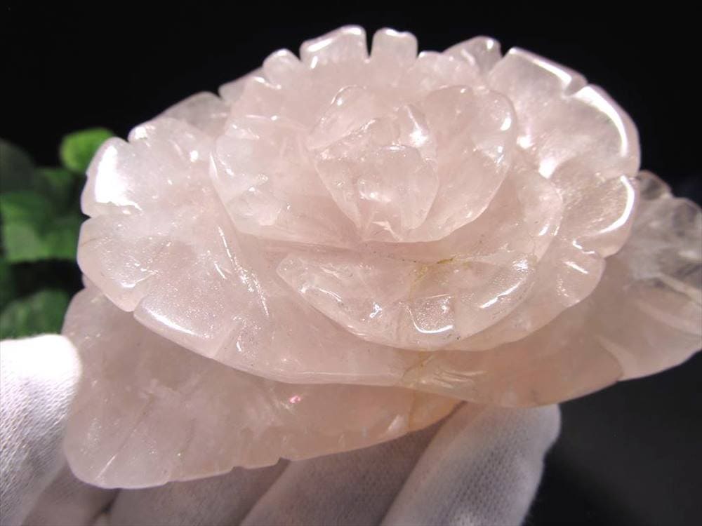ローズクォーツ 薔薇 彫刻置物 クォーツ 天然石