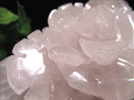 ローズクォーツ 薔薇 彫刻置物 クォーツ 天然石