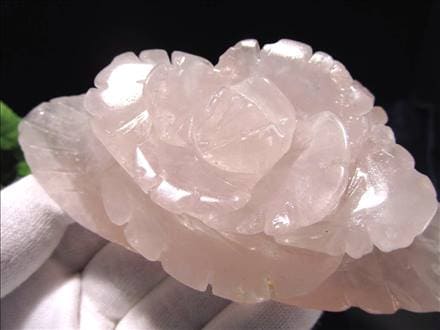 ローズクォーツ 薔薇 彫刻置物 クォーツ 天然石
