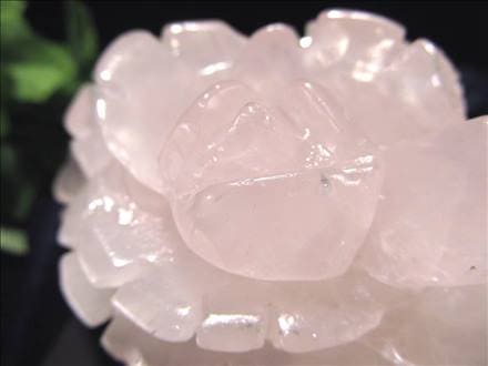 ローズクォーツ 薔薇 彫刻置物 クォーツ 天然石