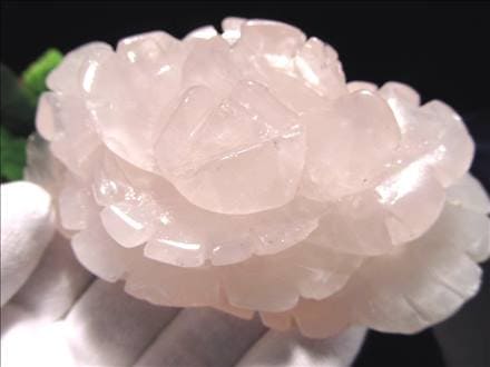 ローズクォーツ 薔薇 彫刻置物 クォーツ 天然石