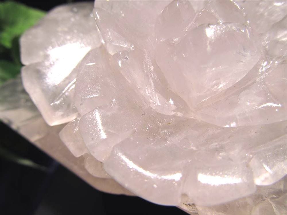 ローズクォーツ 薔薇 彫刻置物 クォーツ 天然石