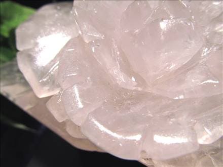 ローズクォーツ 薔薇 彫刻置物 クォーツ 天然石