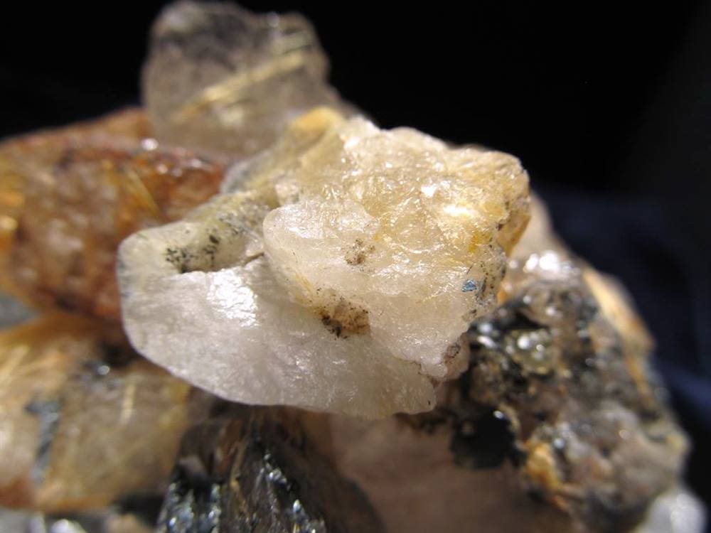 ゴールドルチル 金針水晶 原石 タイチンルチル 天然石