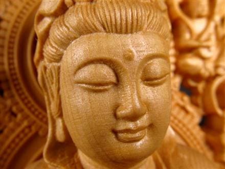 観音 観音菩薩 置物 天然木 彫刻 飛天光背 八角蓮華台座