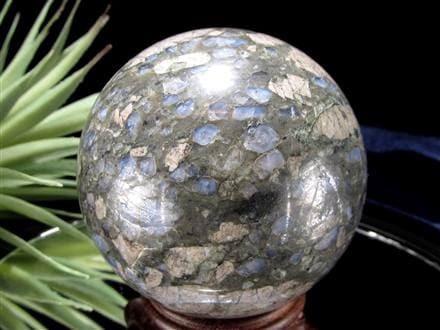 ケセラストーン メロディー女史 丸玉 スフィア 置物