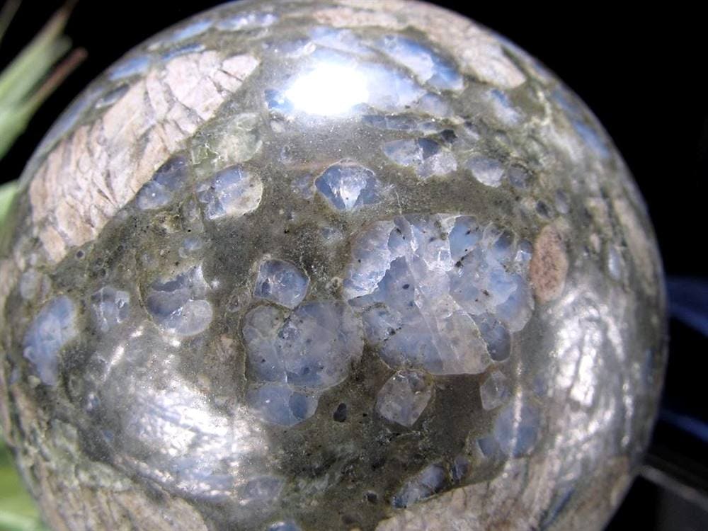 ケセラストーン メロディー女史 丸玉 スフィア 置物