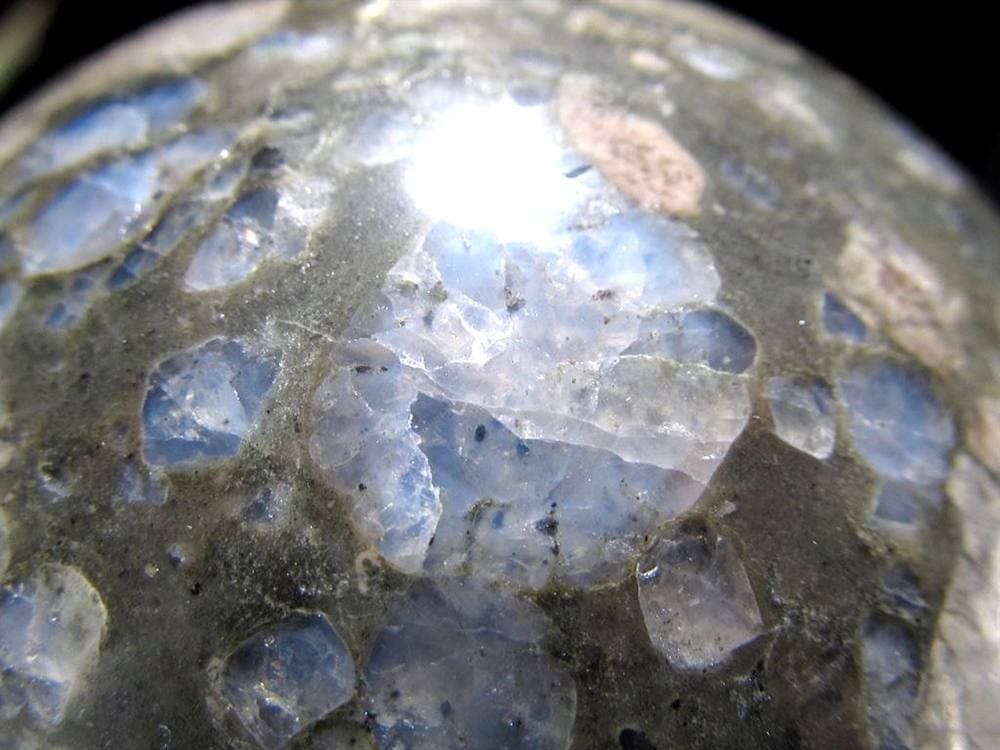 ケセラストーン メロディー女史 丸玉 スフィア 置物