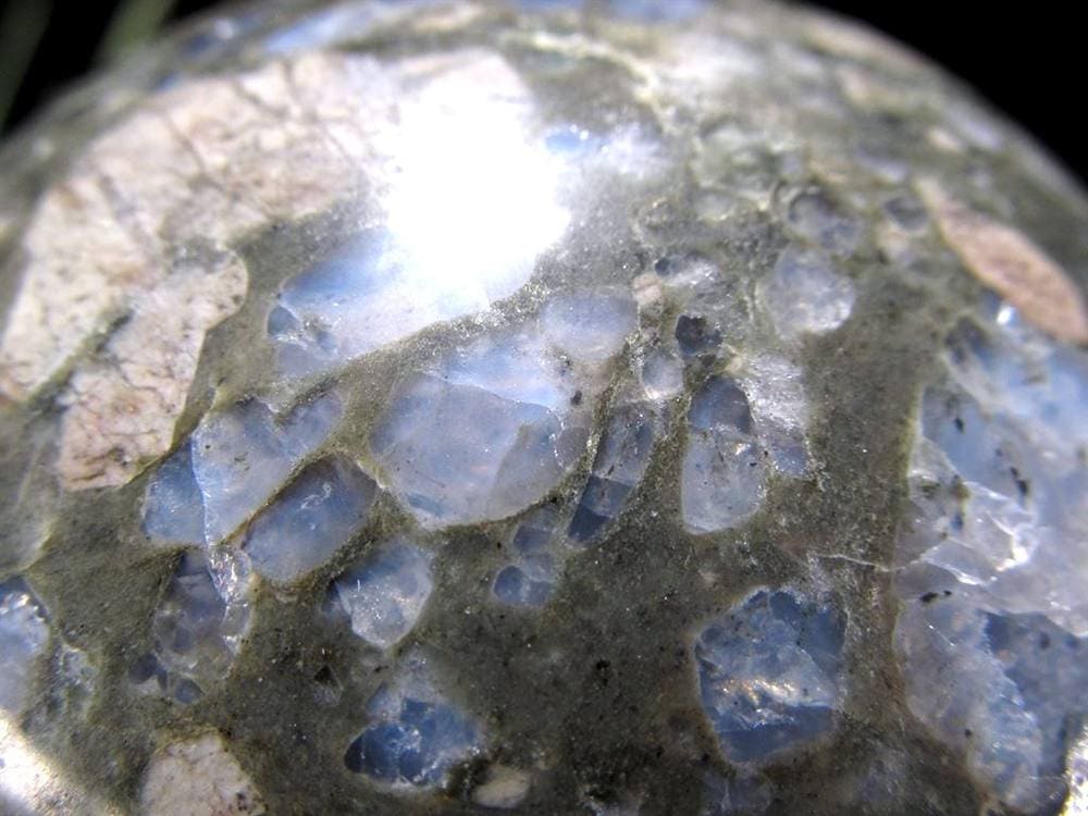 ケセラストーン メロディー女史 丸玉 スフィア 置物