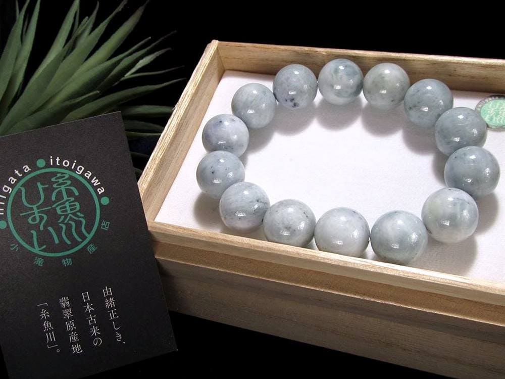 翡翠 ジェダイド ジェイド 本翡翠 糸魚川