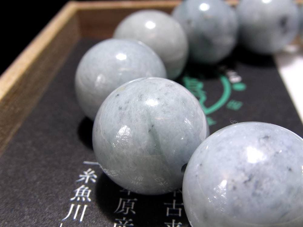 翡翠 ジェダイド ジェイド 本翡翠 糸魚川