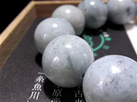 翡翠 ジェダイド ジェイド 本翡翠 糸魚川