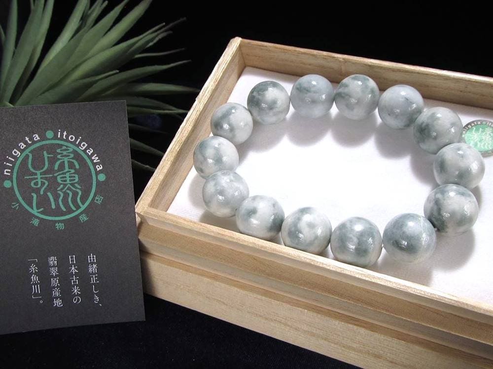 翡翠 ジェダイド ジェイド 本翡翠 糸魚川