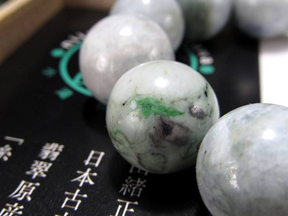 翡翠 ジェダイド ジェイド 本翡翠 糸魚川
